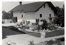 Das Josefsheim in Bad Wiessee, die Kapelle mit Steingarten, historische Fotografie um 1938