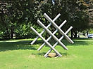 John-F.-Kennedy-Platz, Dachau - Skulptur aus Stahl von Abraham Borenstein, Israel 