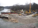 Renaturierung der Isar - Bauarbeiten unterhalb der Maximiliansbrücke in München, fotografiert am 19.12.2008