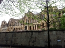 Maximilianeum, München, rechter Aufgang zur Max-Plackstraße (April 2013)