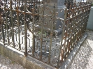 9-Begraafplaats in Ardres, Pas de Calais, gesmede ijzeren staven -2008