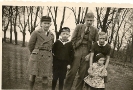 Gruppe von Kindern, (Mode der 30er Jahren), historische Fotografie - Eine Kindheit in Deutschland, Ostern 1937
