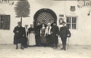 Gruppenfoto, Ort und Datum unbekannt, historische Fotografie