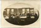 Studenten im Biergarten, 1930, Blaufeld (bei Wasserburg) - historische Fotografie