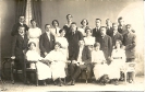 Gruppenfoto, junge Frauen und Männer - Photohaus Friz Egem, Speyer