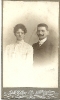 2-Historische Fotografie-Porträt eines Ehepaares, Atelier Adolf Walter, Schweidnitz, Feldstr. 2-2  
